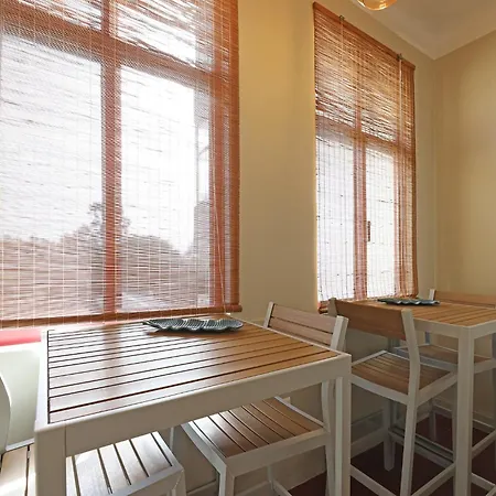 Flh Classic With Parking Apartment *